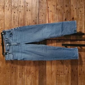 American Eagle Mom Jean